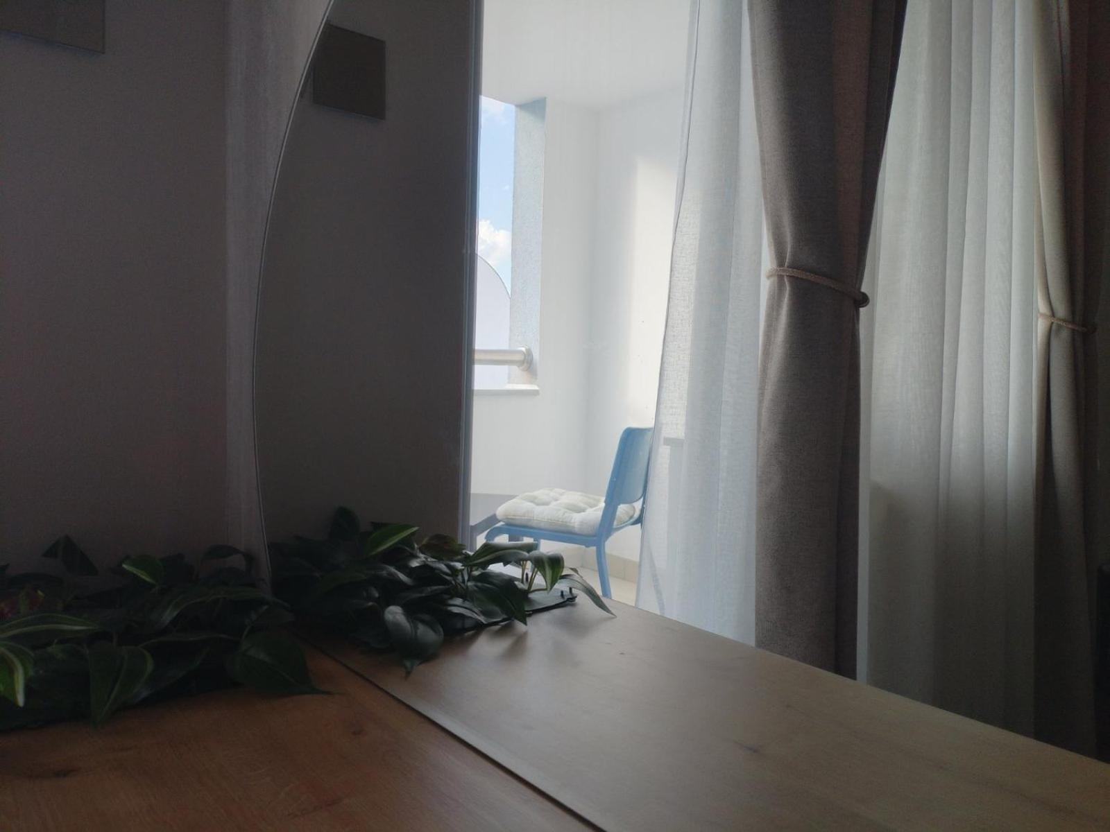 Apartment Centrum - Free Private Parking Novi Sad Exteriör bild